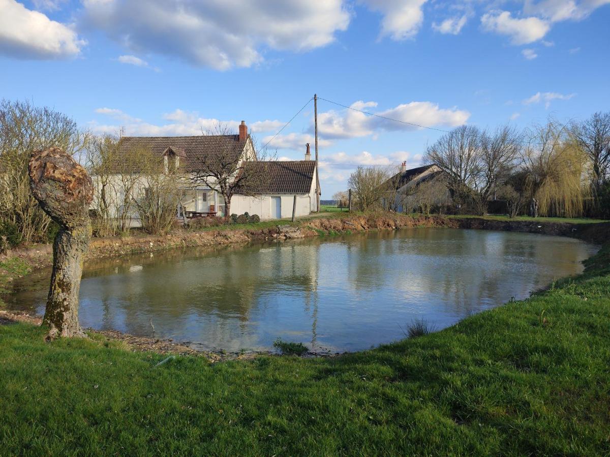 Gite Chez Jeannot Azay-le-Ferron Esterno foto